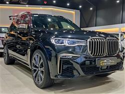 بی ئێم دەبڵیو X7